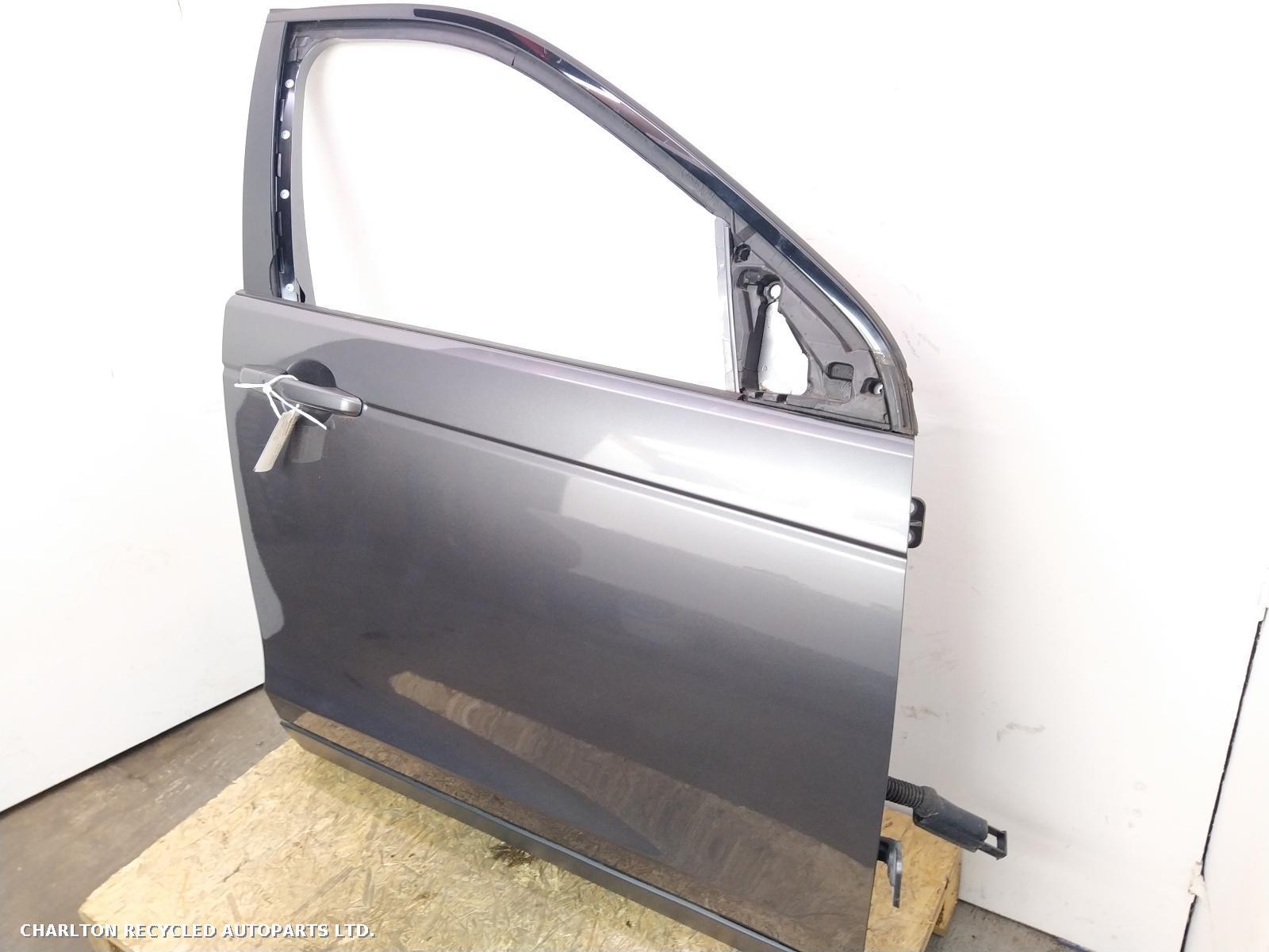 2018 LAND ROVER DISCOVERY SPORT R Front Door View Auto part R Front Door LAND ROVER DISCOVERY SPORT 2018