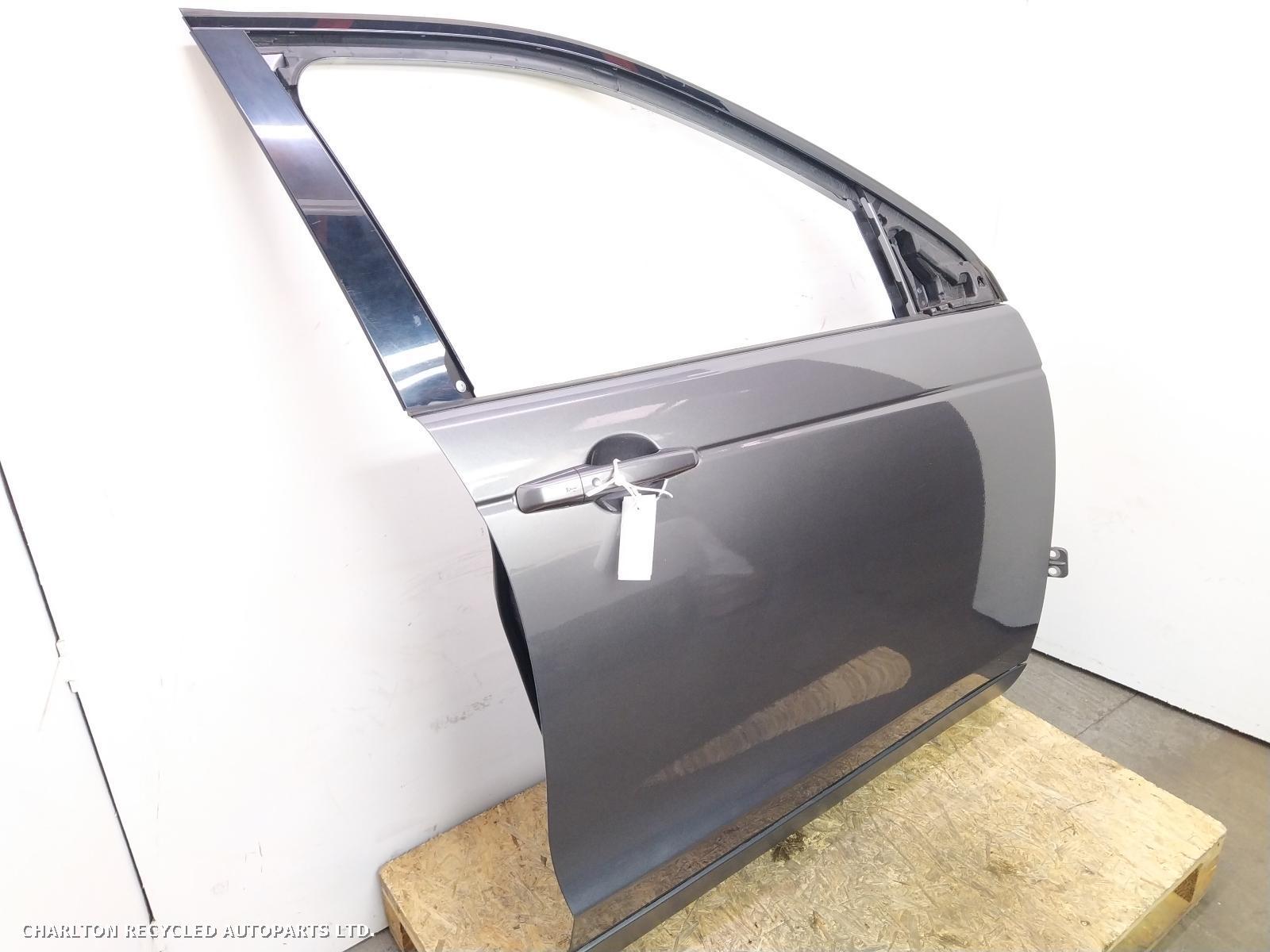 2018 LAND ROVER DISCOVERY SPORT R Front Door View Auto part R Front Door LAND ROVER DISCOVERY SPORT 2018