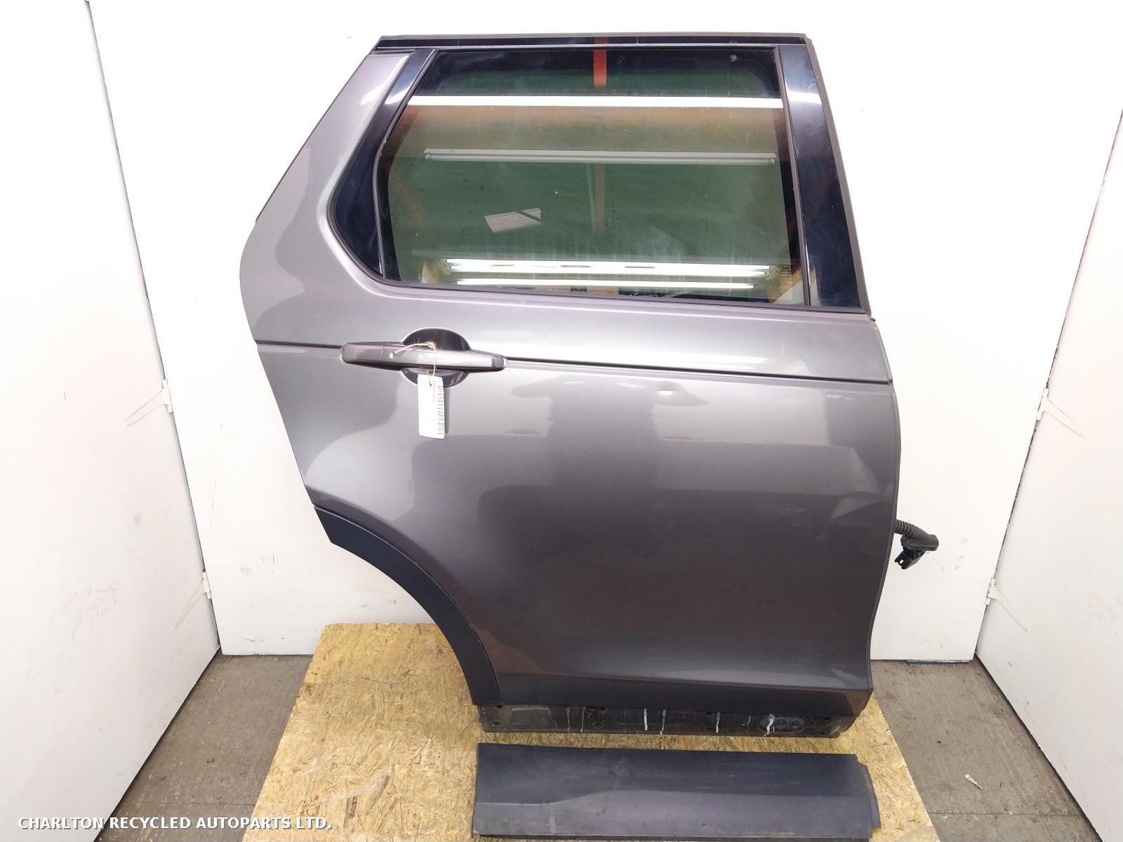2018 LAND ROVER DISCOVERY SPORT R Rear Door View Auto part R Rear Door LAND ROVER DISCOVERY SPORT 2018