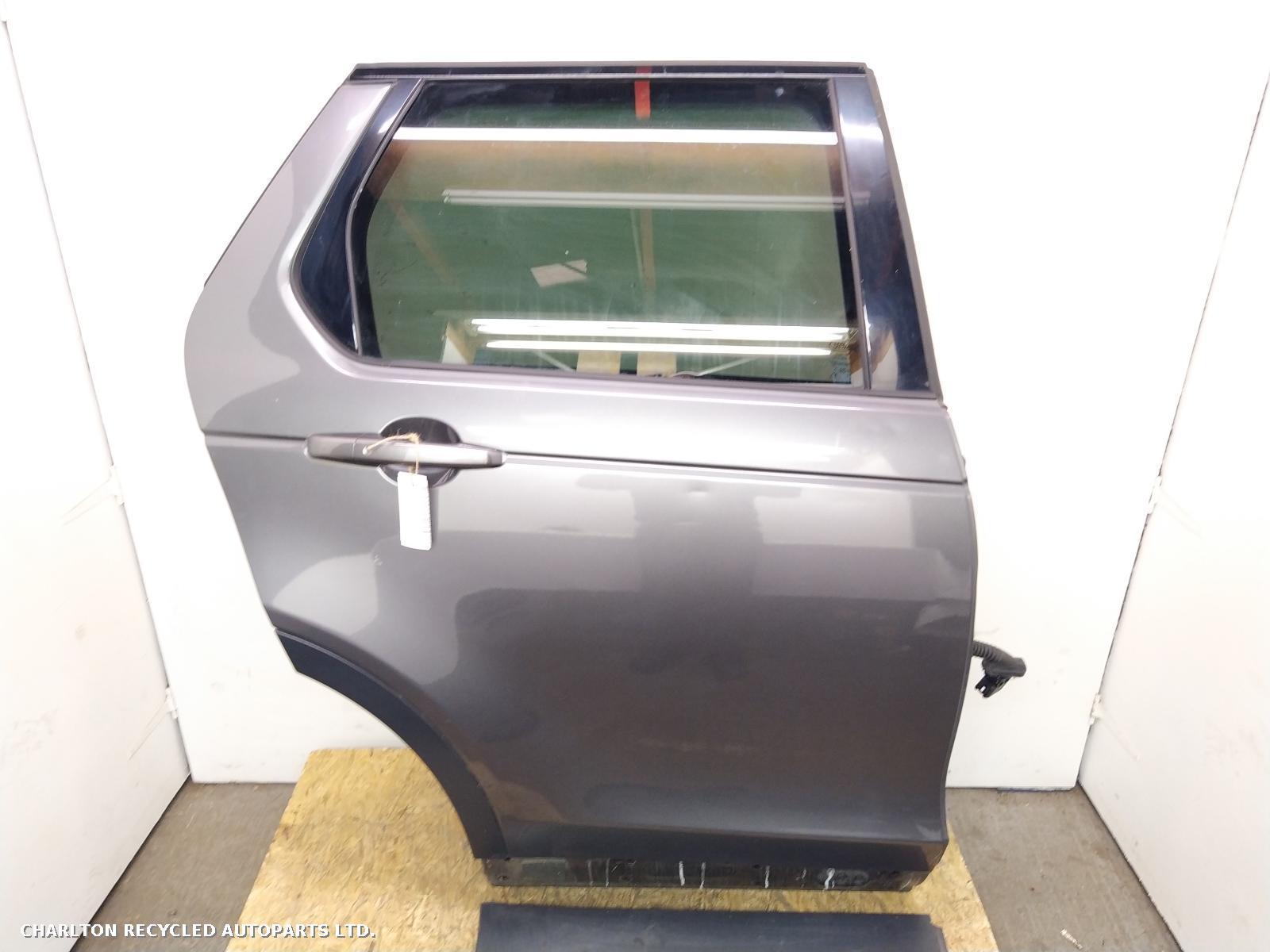 2018 LAND ROVER DISCOVERY SPORT R Rear Door View Auto part R Rear Door LAND ROVER DISCOVERY SPORT 2018
