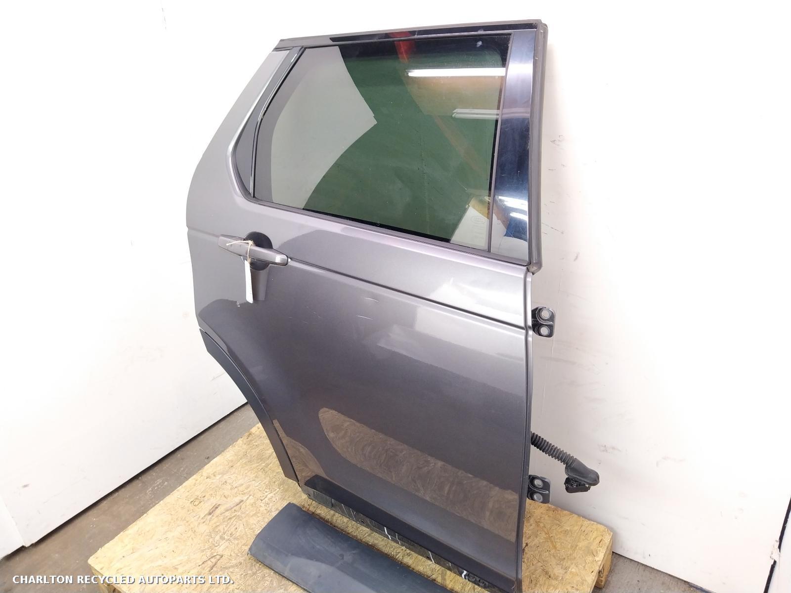 2018 LAND ROVER DISCOVERY SPORT R Rear Door View Auto part R Rear Door LAND ROVER DISCOVERY SPORT 2018