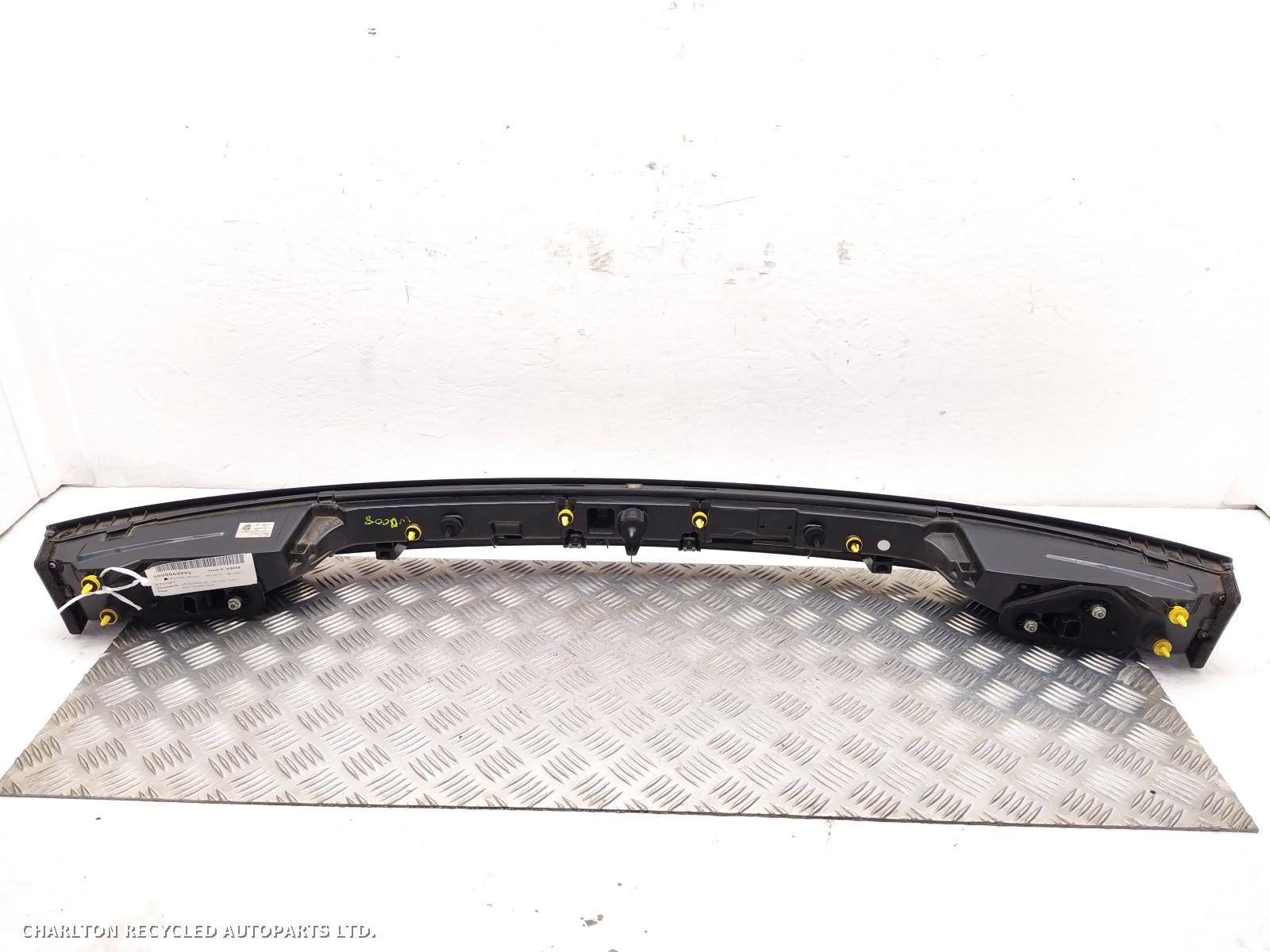 View Auto part L Taillight LAND ROVER RANGE ROVER VELAR 2019