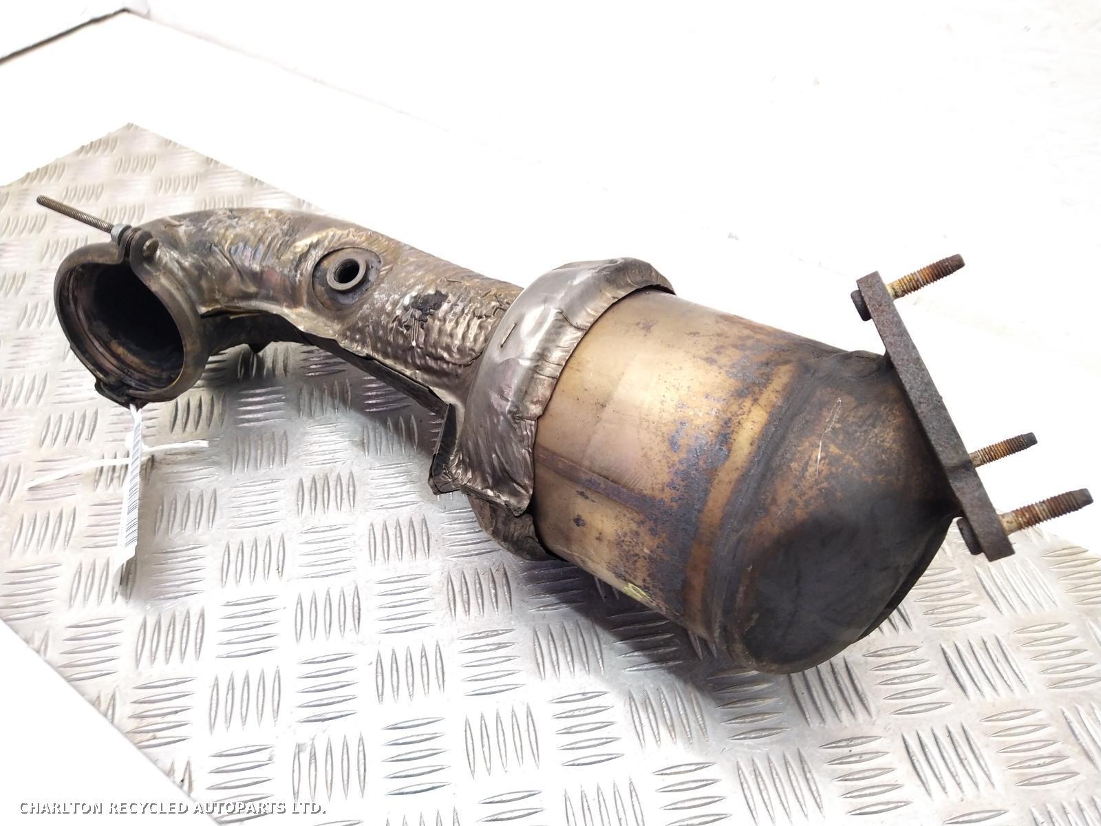 2018 LAND ROVER DISCOVERY SPORT Catalytic Converter View Auto part Catalytic Converter LAND ROVER DISCOVERY SPORT 2018