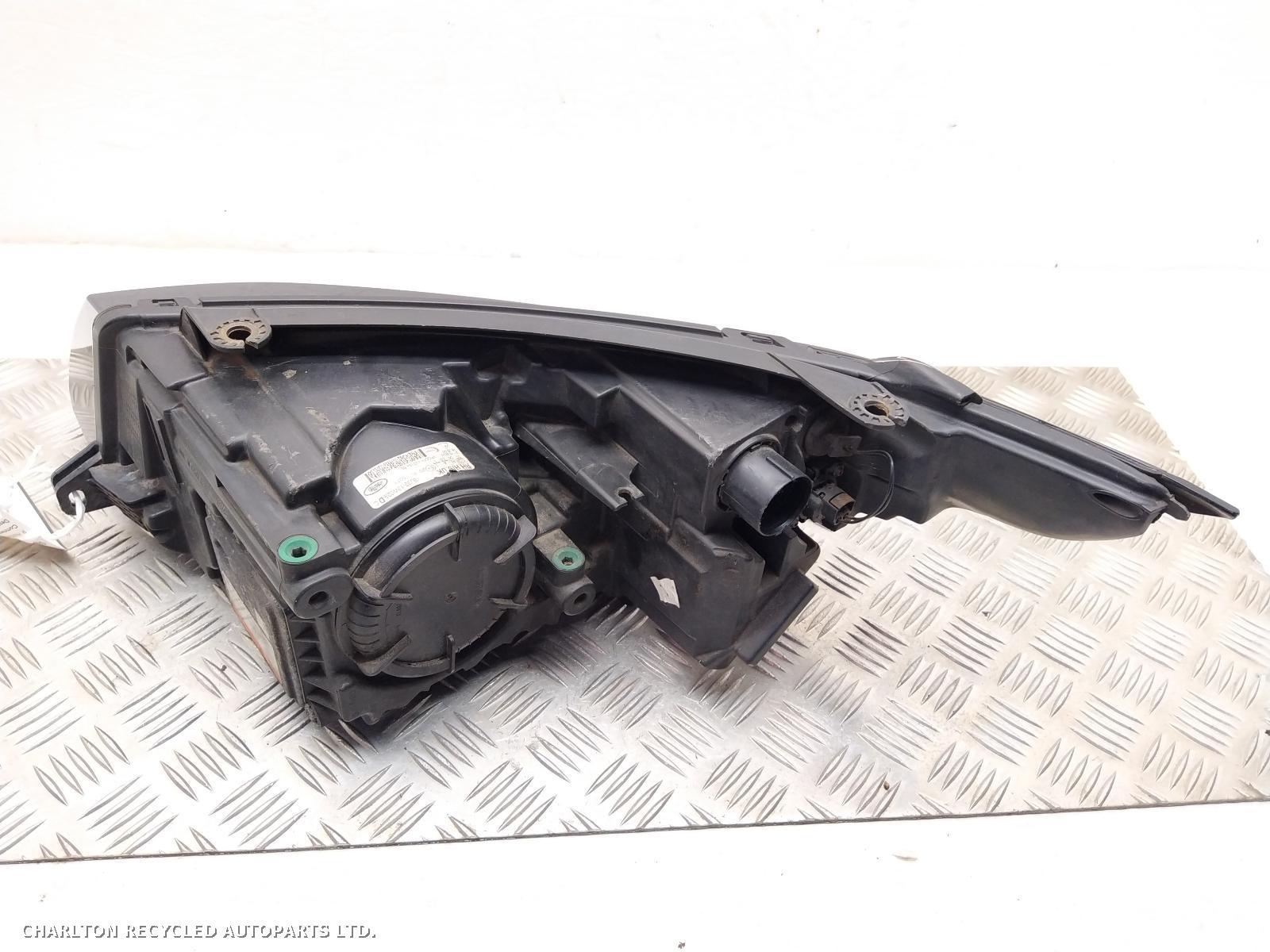 View Auto part R Headlamp LAND ROVER RANGE ROVER EVOQUE 2011
