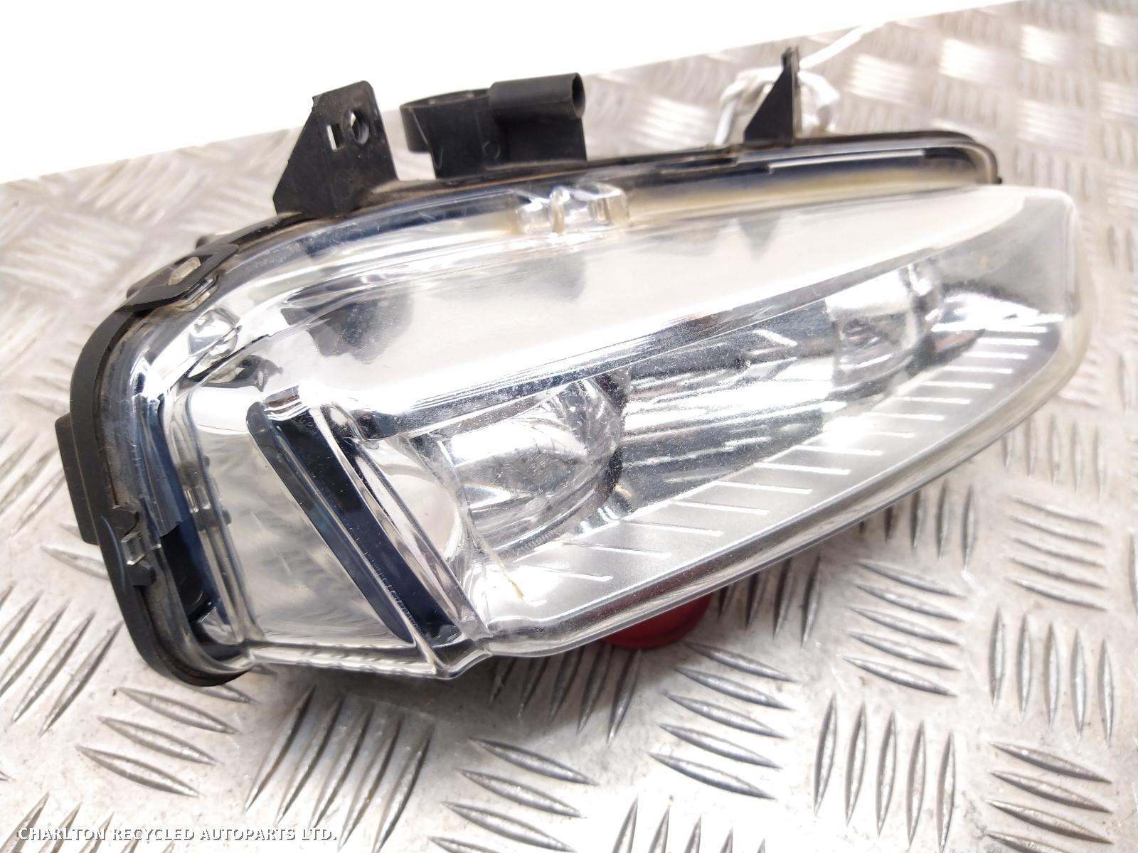 2011 LAND ROVER RANGE ROVER EVOQUE Fog Lamp View Auto part Fog Lamp LAND ROVER RANGE ROVER EVOQUE 2011