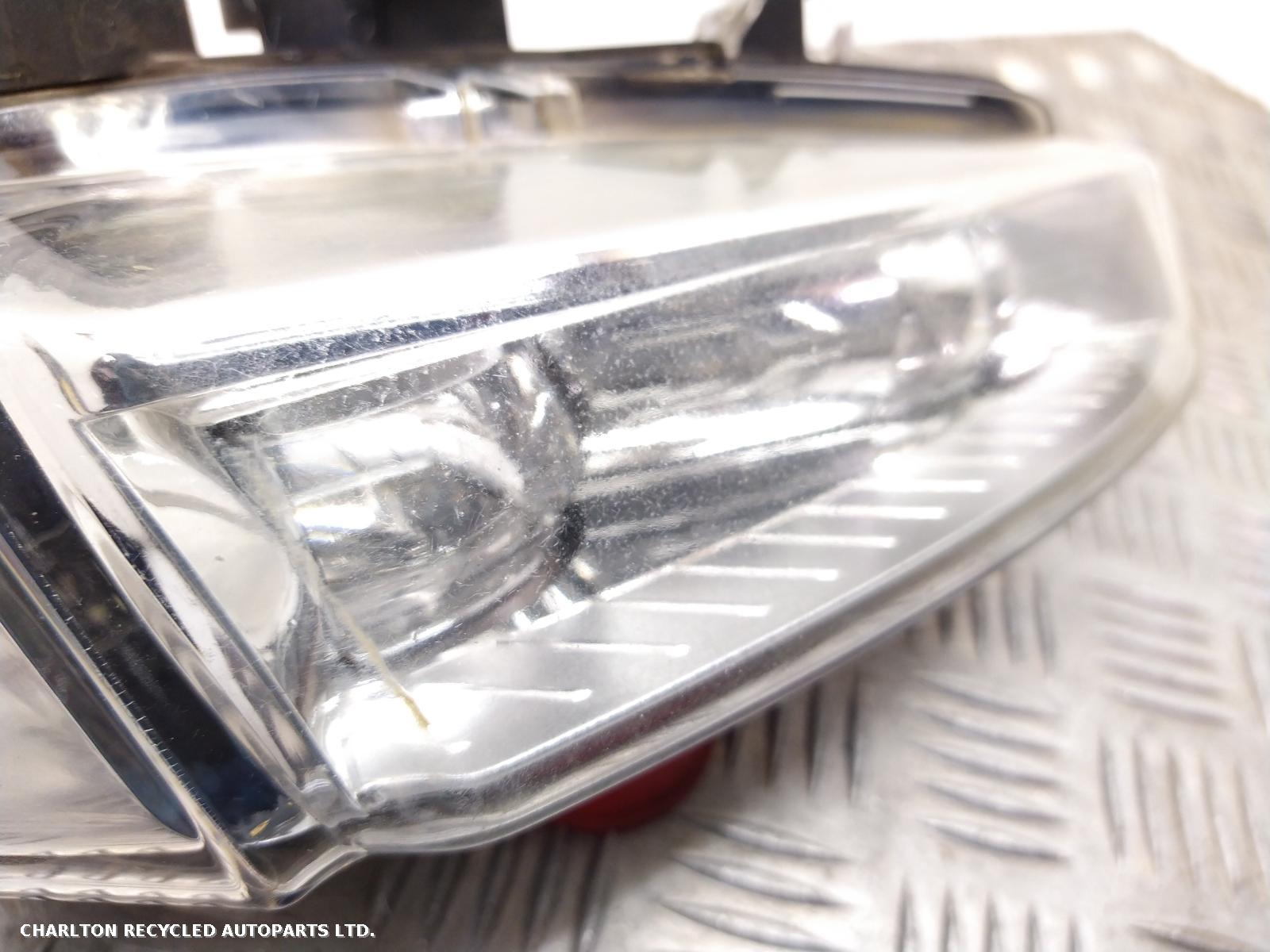 2011 LAND ROVER RANGE ROVER EVOQUE Fog Lamp View Auto part Fog Lamp LAND ROVER RANGE ROVER EVOQUE 2011