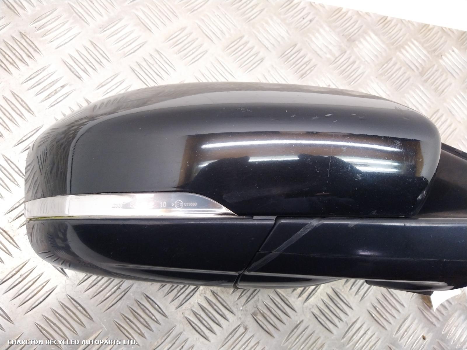 View Auto part R Door Mirror LAND ROVER RANGE ROVER EVOQUE 2011