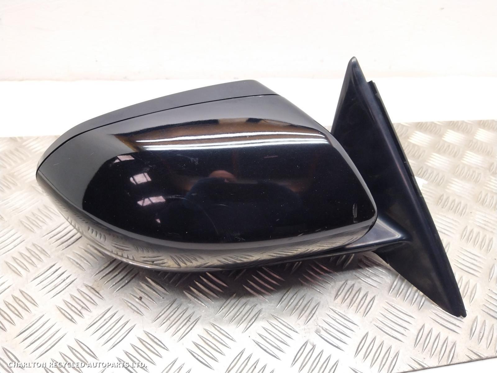 View Auto part R Door Mirror LAND ROVER RANGE ROVER EVOQUE 2011