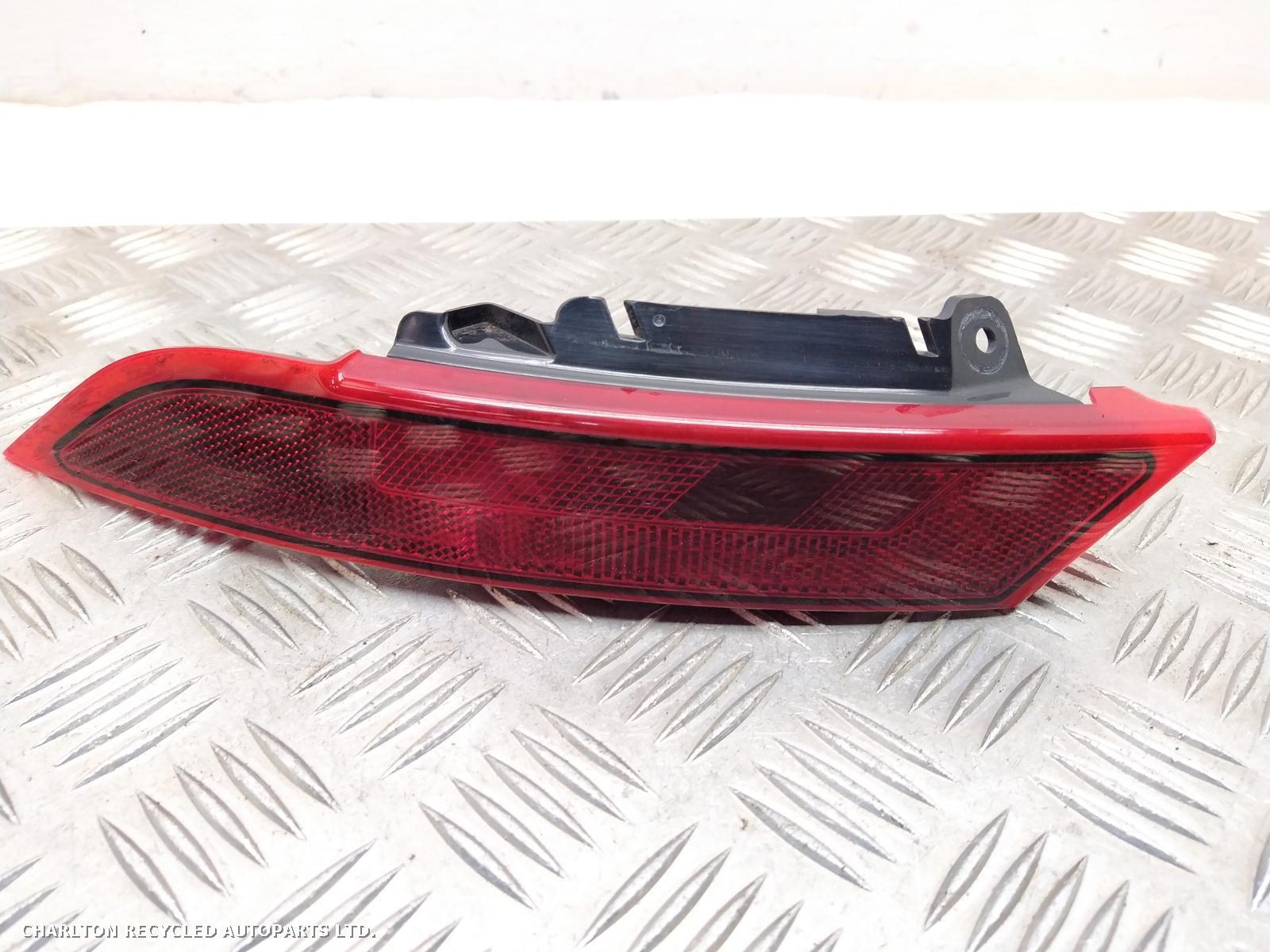 View Auto part Fog Lamp LAND ROVER DISCOVERY 2019