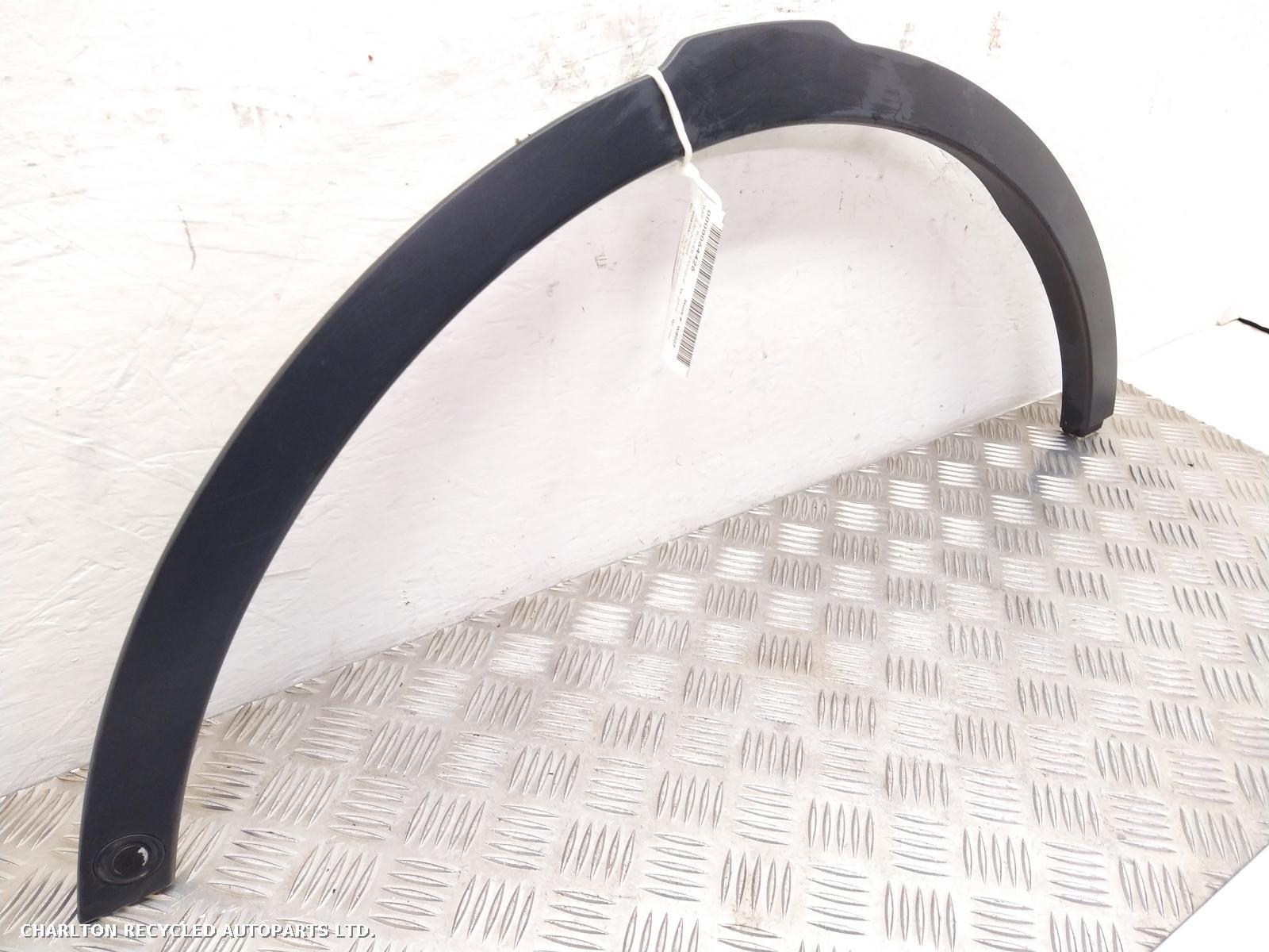 2016 LAND ROVER RANGE ROVER EVOQUE Wheel Arch/Spat View Auto part Wheel Arch/Spat LAND ROVER RANGE ROVER EVOQUE 2016