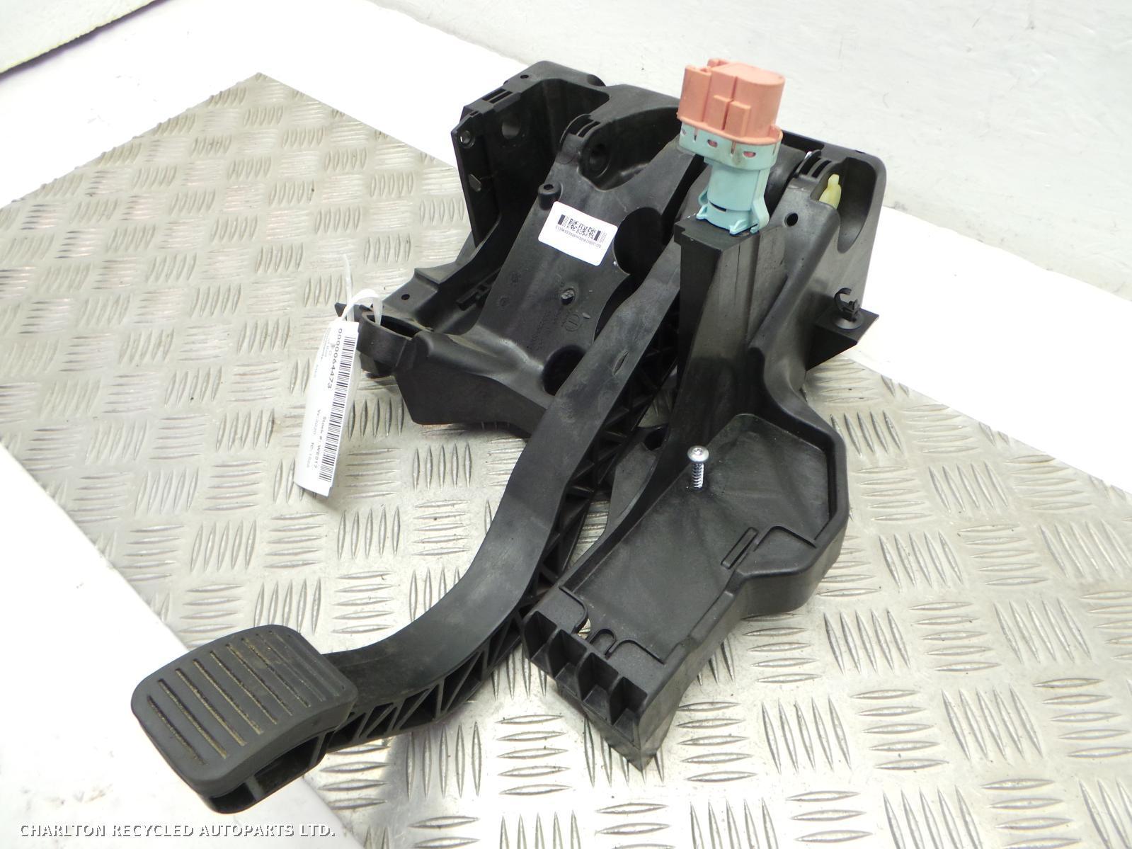 View Auto part Pedal Box FIAT DUCATO 2020