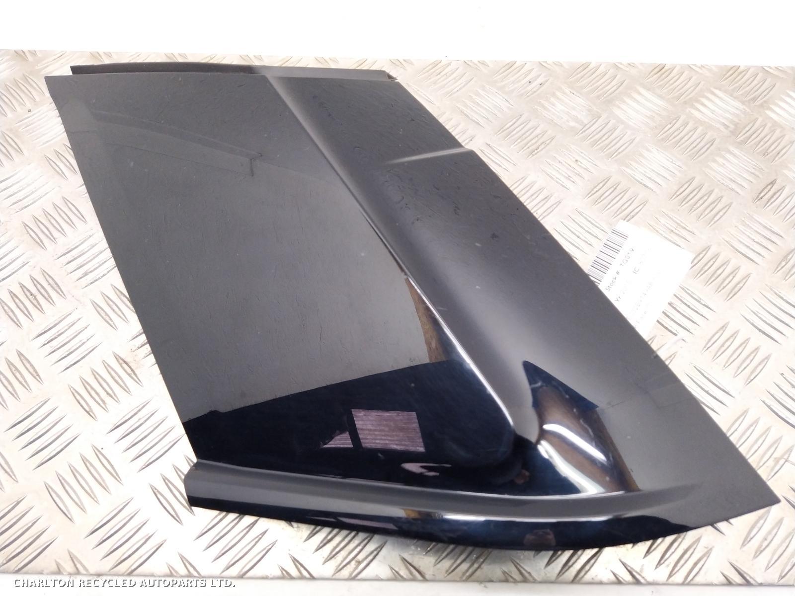 View Auto part D_POST_MOULDING LAND ROVER RANGE ROVER EVOQUE 2015
