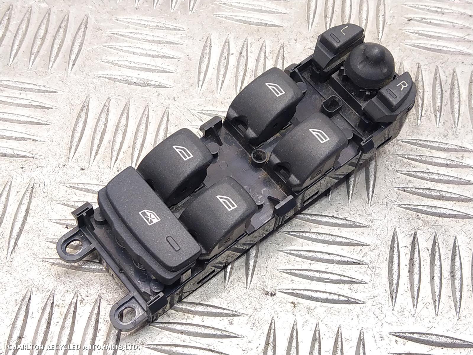 2012 LAND ROVER DISCOVERY Seat Belt View Auto part Seat Belt LAND ROVER DISCOVERY 2012