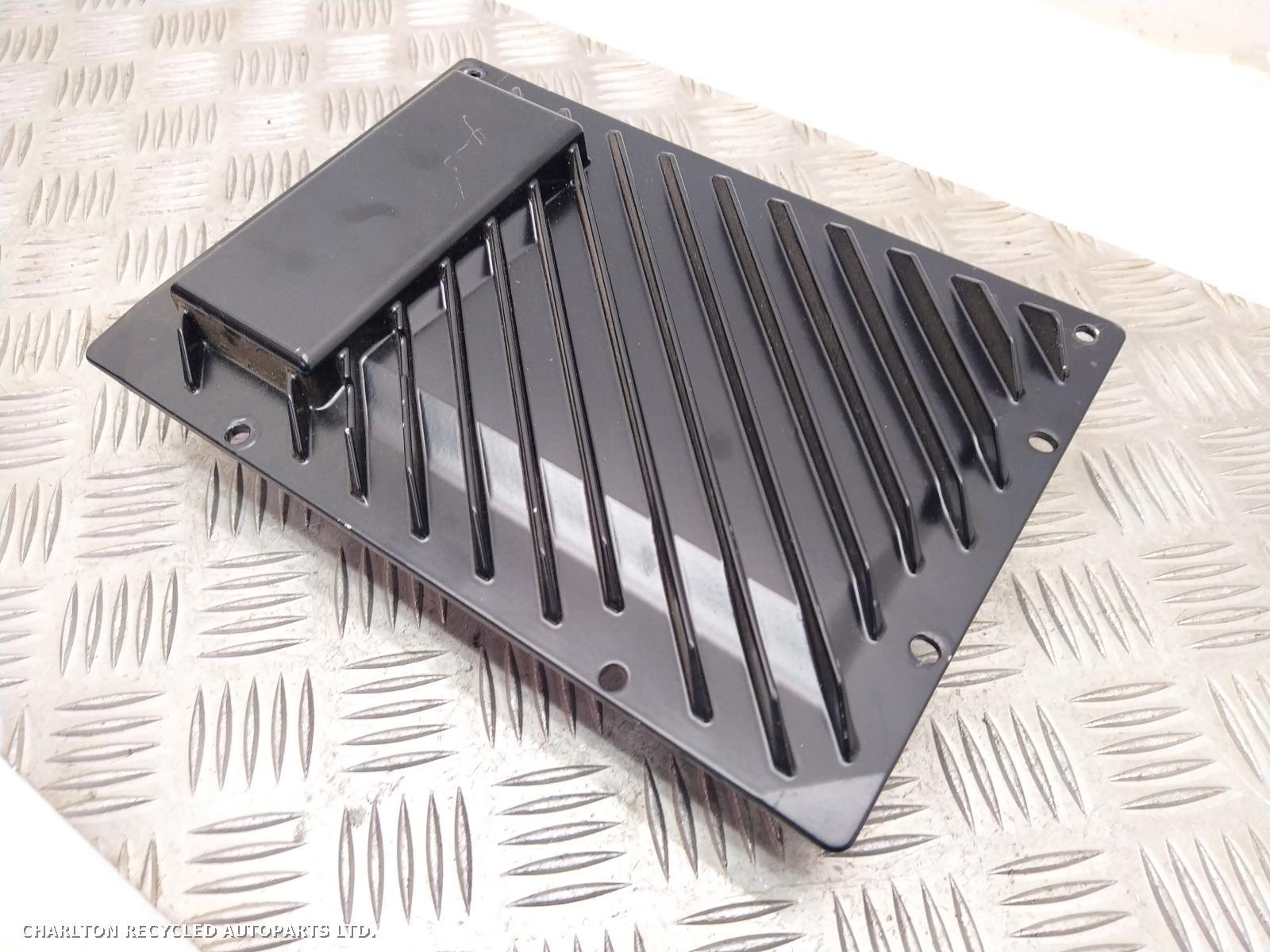 2012 LAND ROVER DISCOVERY Amplifier Unit View Auto part Amplifier Unit LAND ROVER DISCOVERY 2012