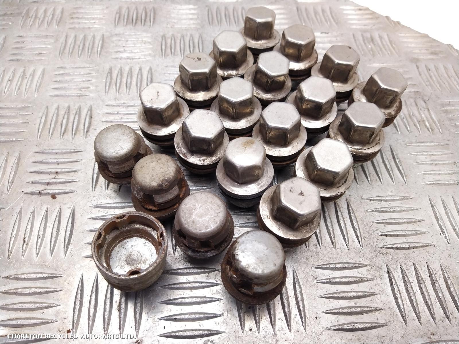View Auto part Wheel Nut LAND ROVER DISCOVERY 2017