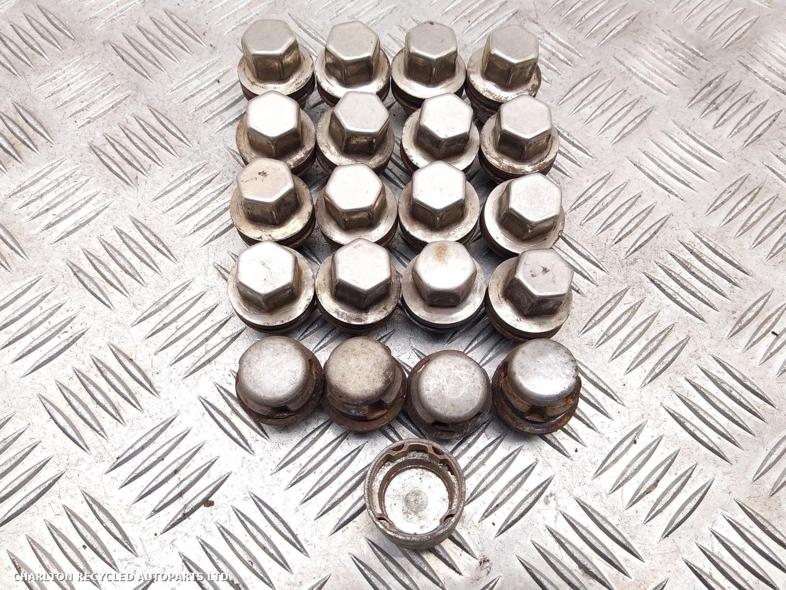 View Auto part Wheel Nut LAND ROVER DISCOVERY 2017