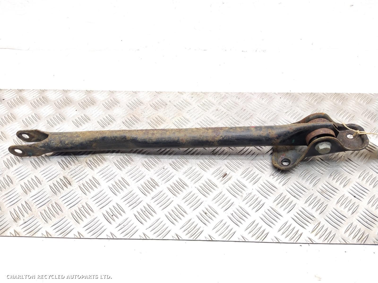 2016 LAND ROVER RANGE ROVER EVOQUE RR Lower Control Arm View Auto part RR Lower Control Arm LAND ROVER RANGE ROVER EVOQUE 2016