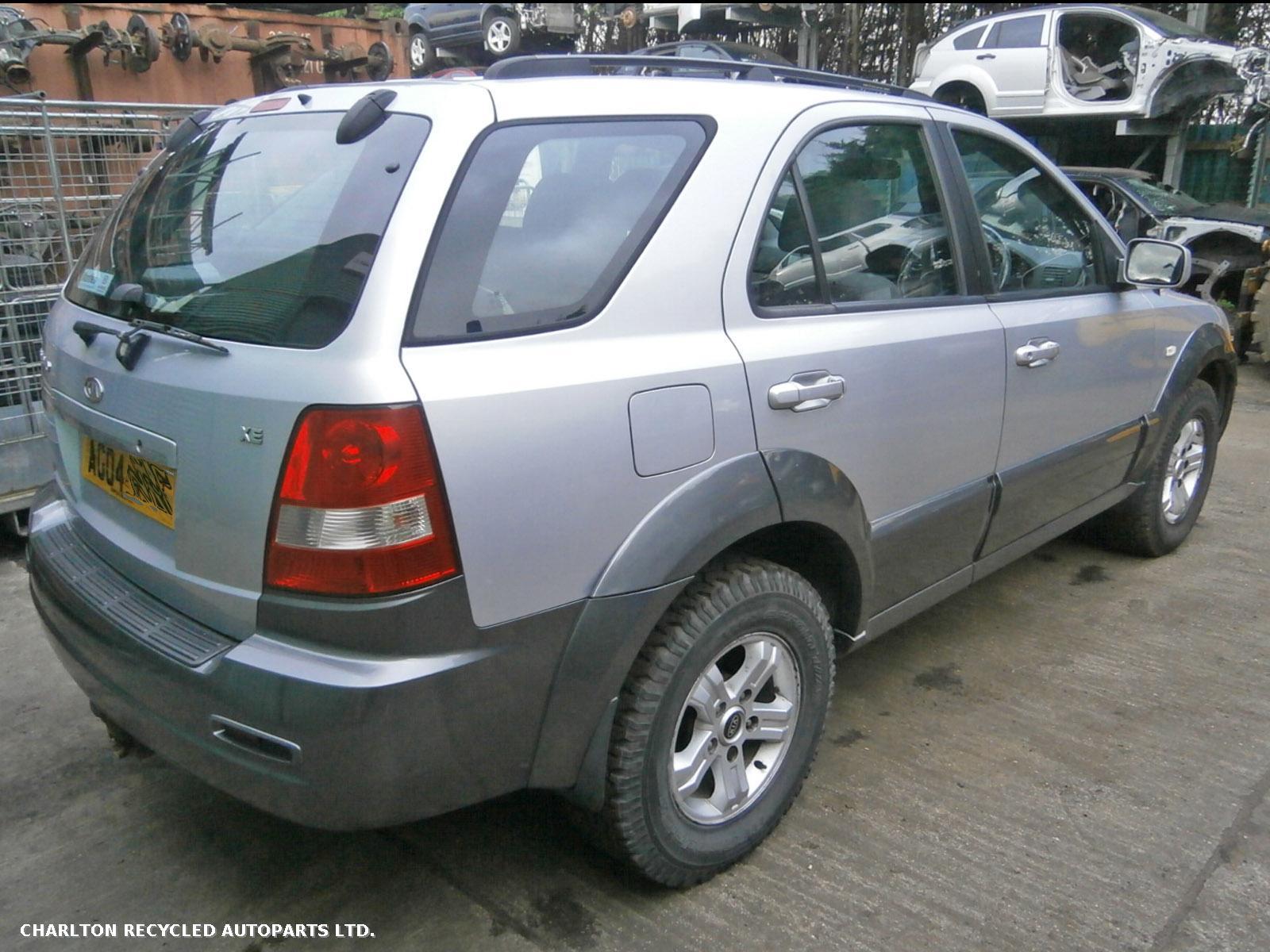 View Auto part Wiper Motor Front KIA SORENTO 2004