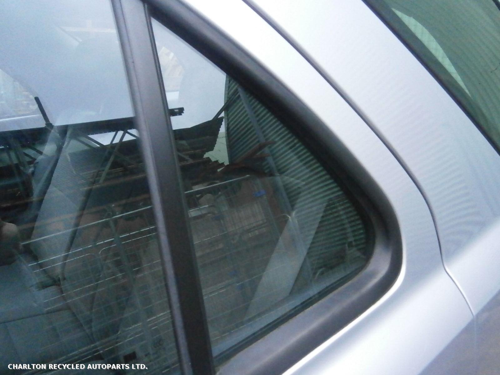 View Auto part Wiper Motor Front KIA SORENTO 2004