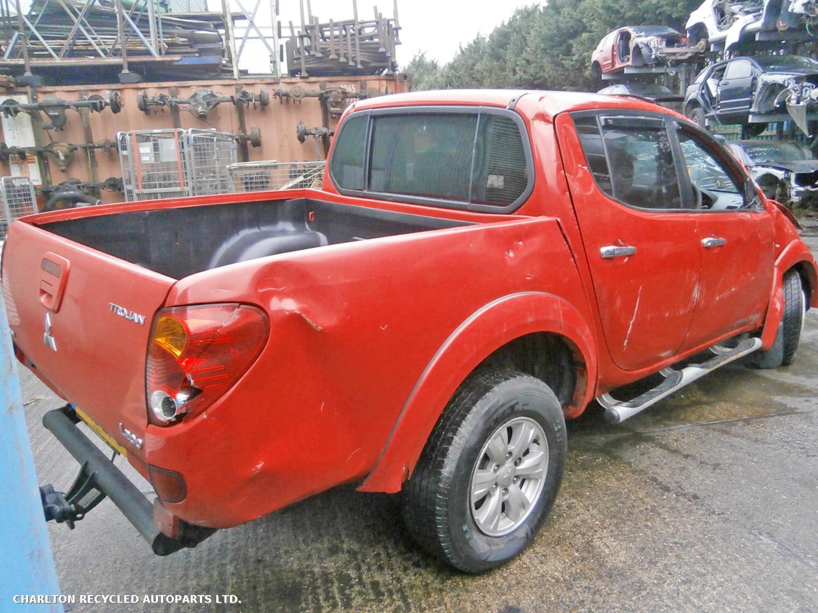 View Auto part ECU MITSUBISHI L200 2013