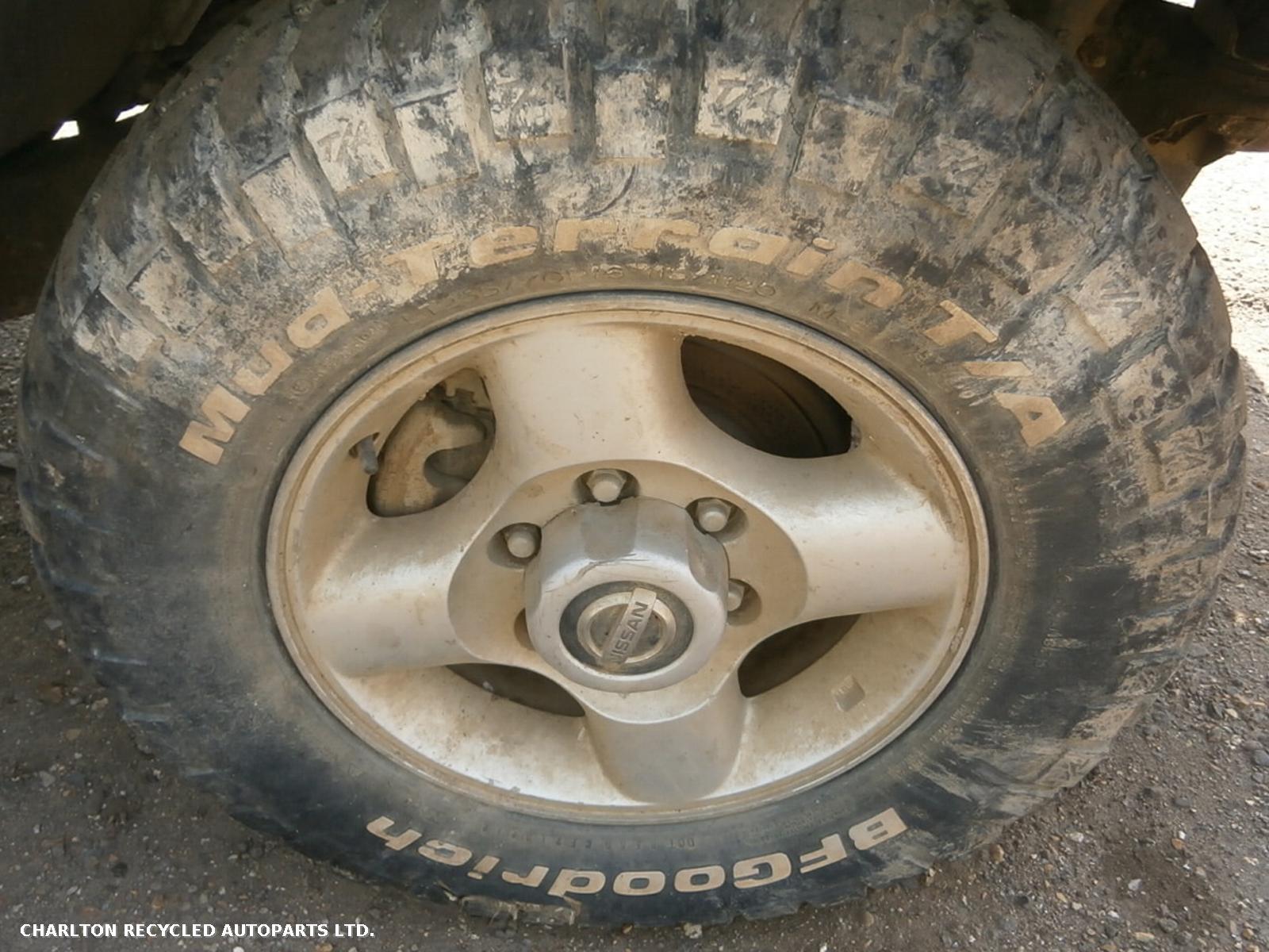 View Auto part L Wing NISSAN NAVARA 2003