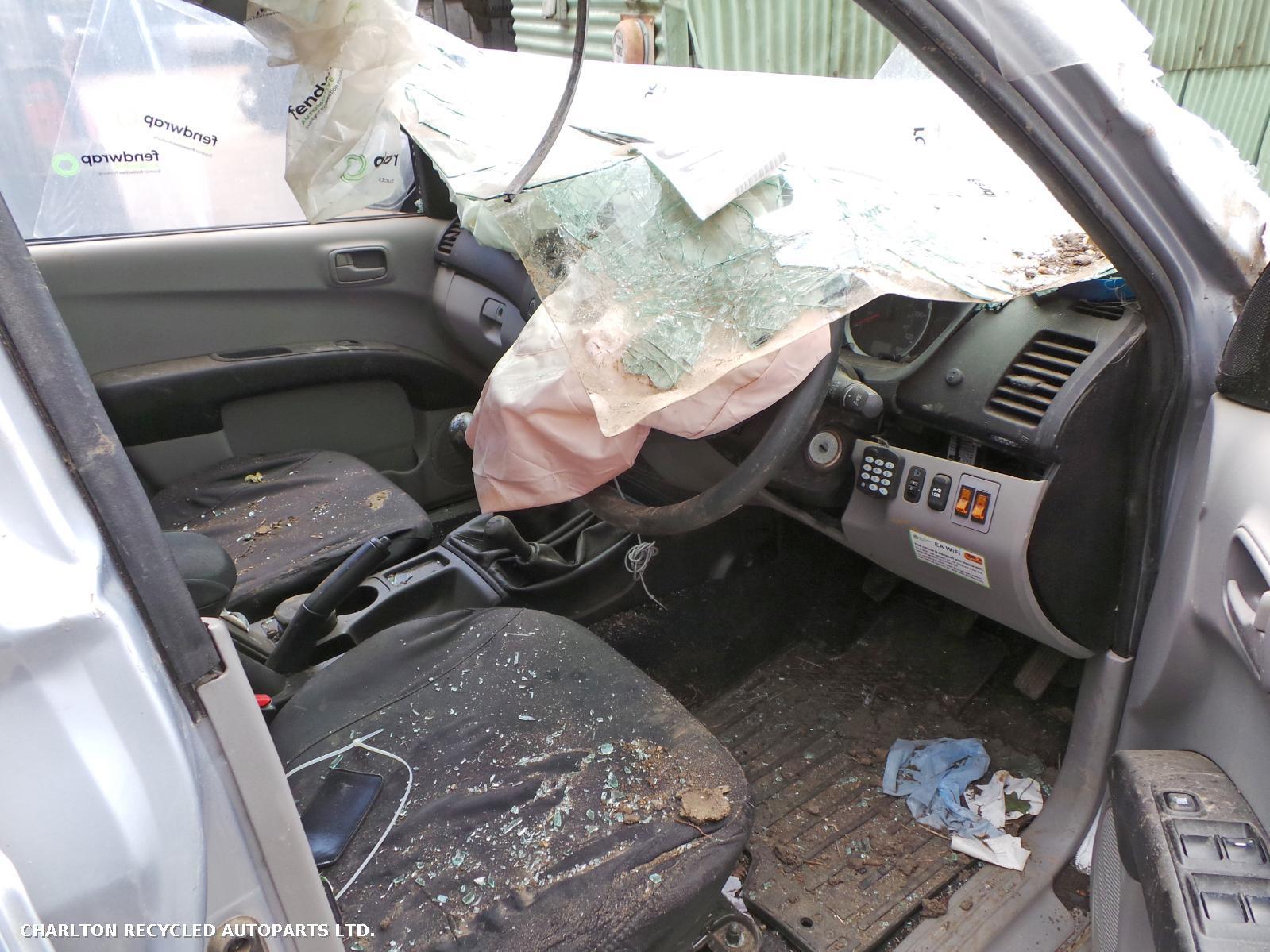 View Auto part Steering Pump MITSUBISHI L200 2013