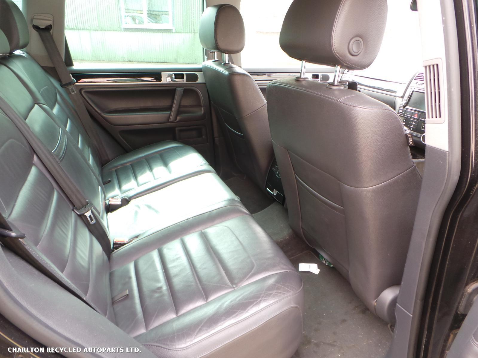 View Auto part Radiator VOLKSWAGEN TOUAREG 2008