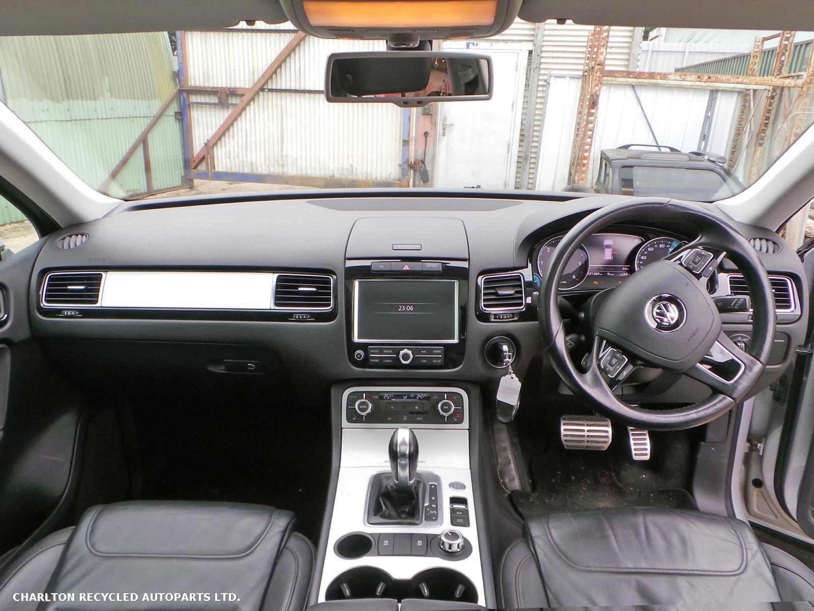 View Auto part RR Lower Control Arm VOLKSWAGEN TOUAREG 2013