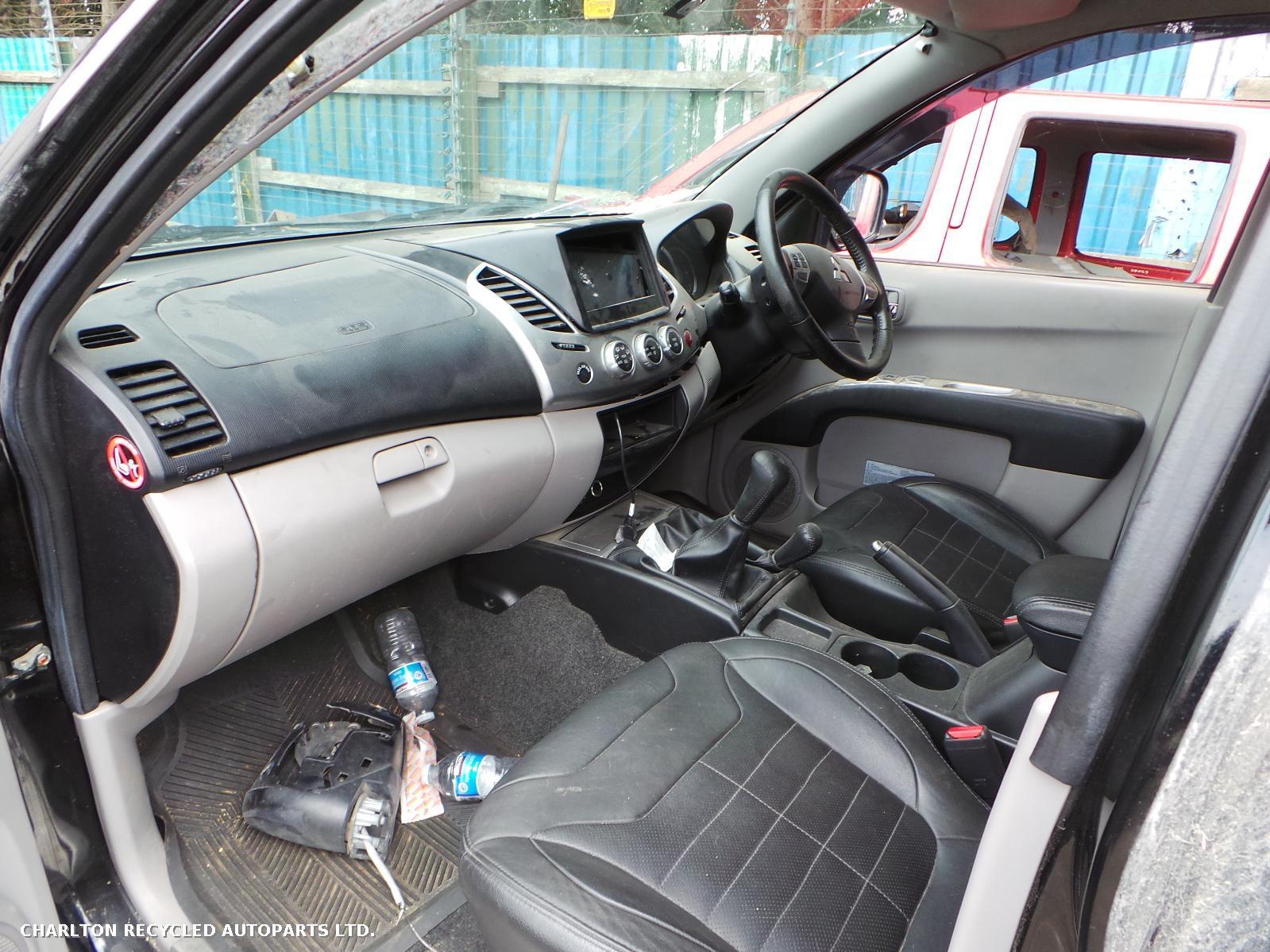 View Auto part L Rear Door MITSUBISHI L200 2013