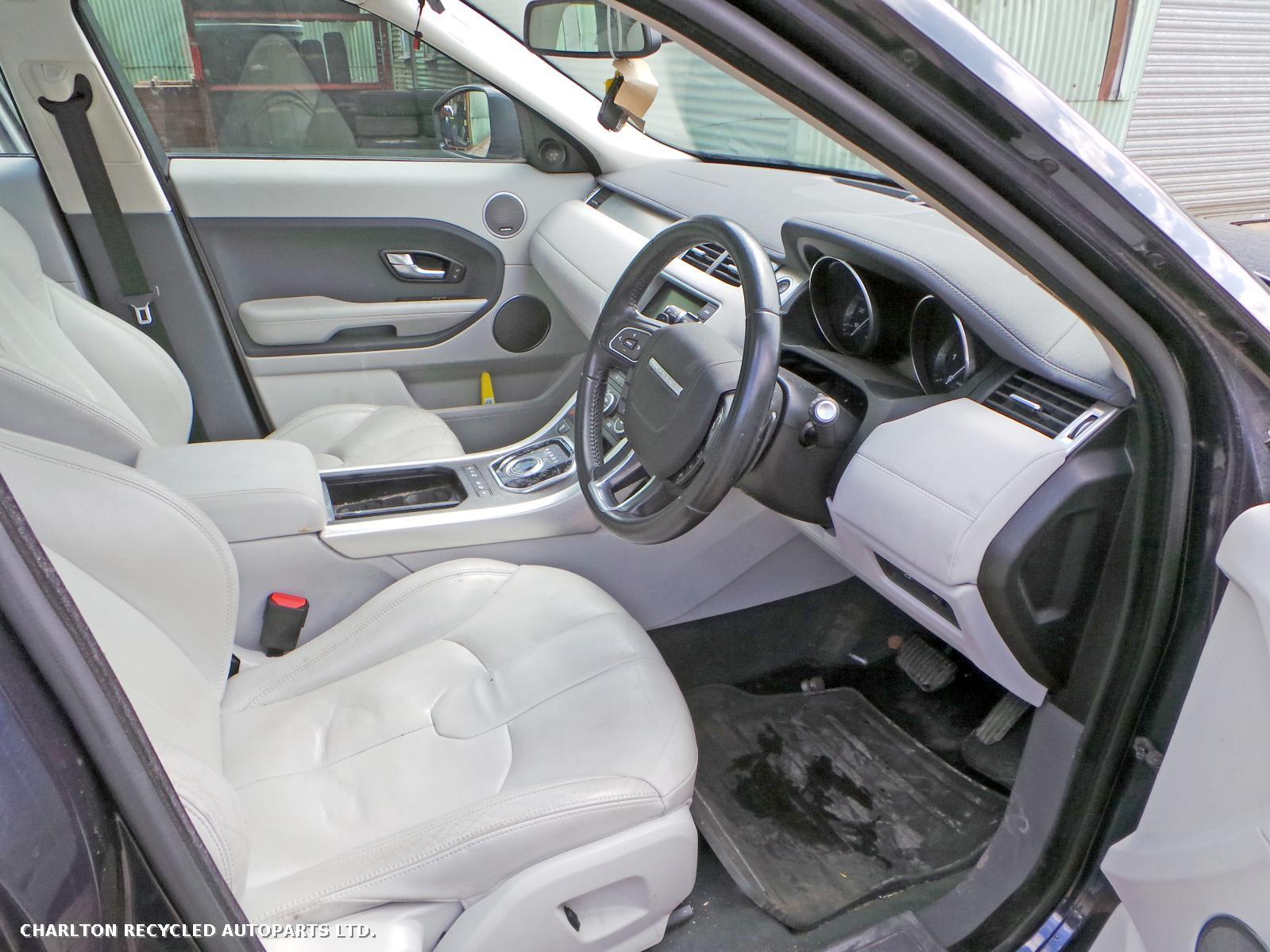 View Auto part D_POST_MOULDING LAND ROVER RANGE ROVER EVOQUE 2015
