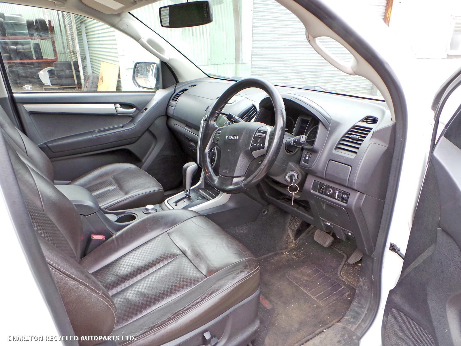 View Auto part L Front Door ISUZU D-MAX 2012