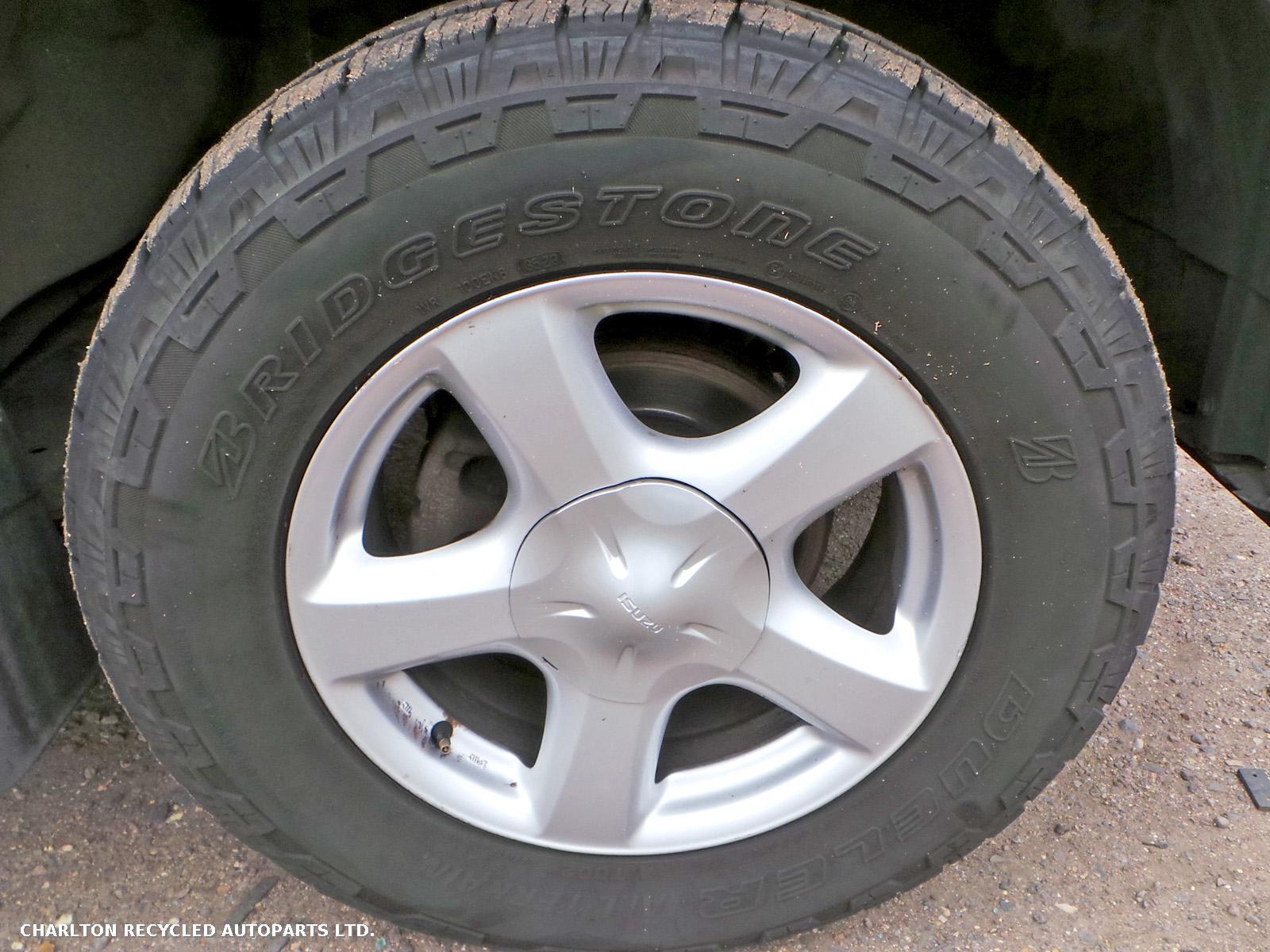 View Auto part L Front Door ISUZU D-MAX 2012