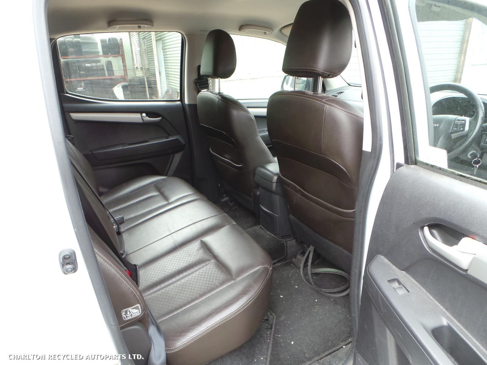 View Auto part L Front Door ISUZU D-MAX 2012