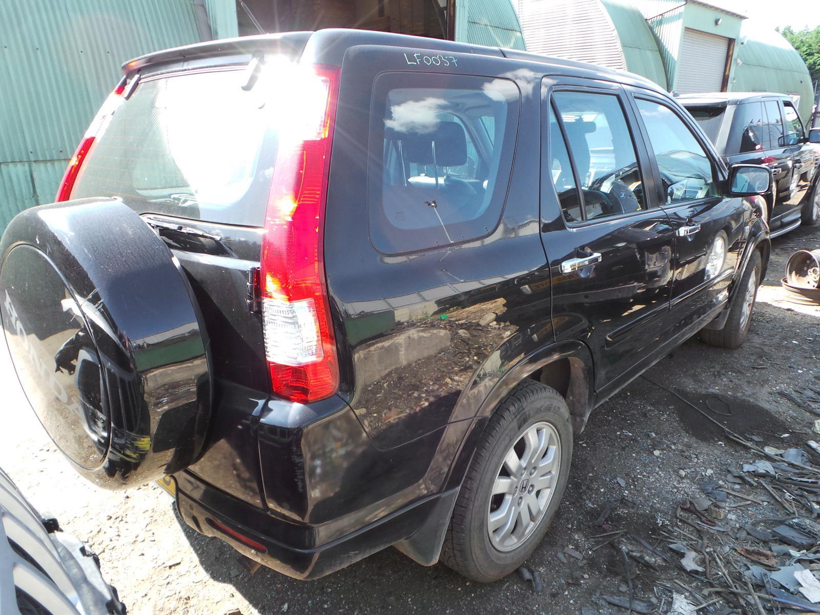 View HONDA CRV 2006 5 Door Estate Breaking