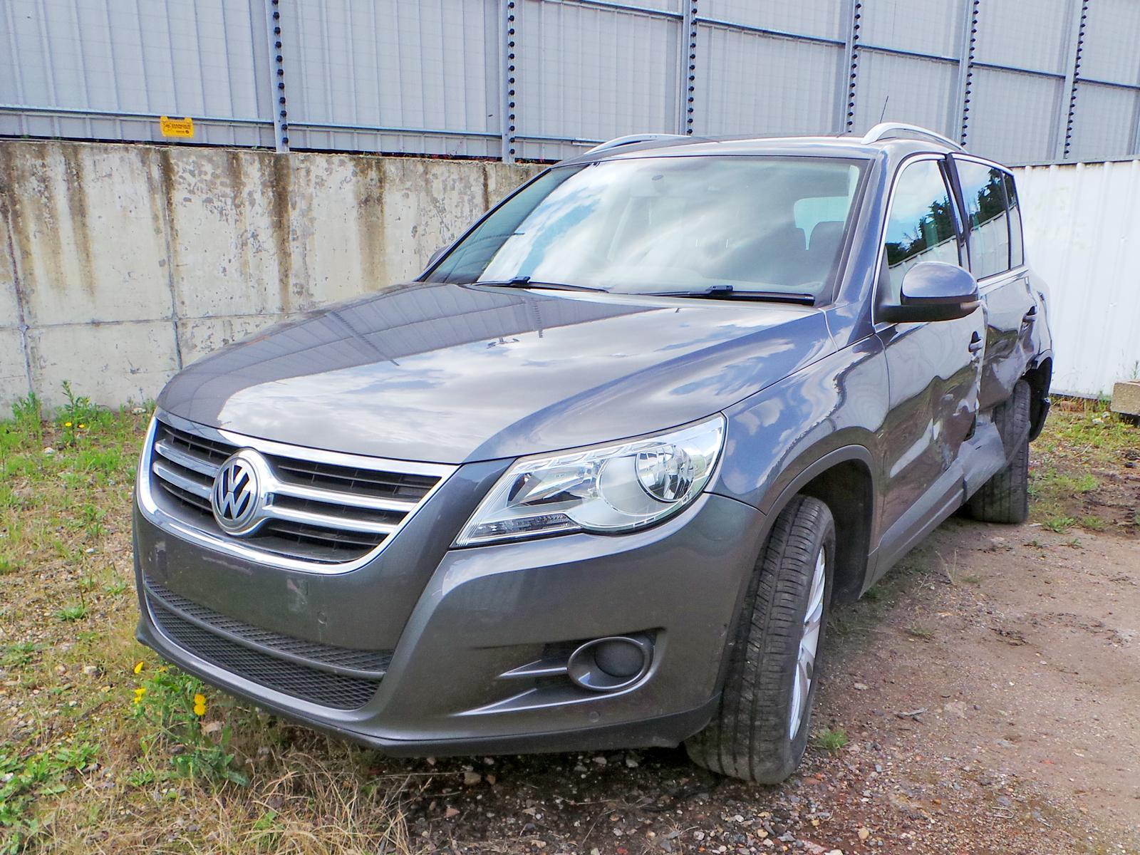 Image for a VOLKSWAGEN TIGUAN 2011 5 Door Estate Breaking