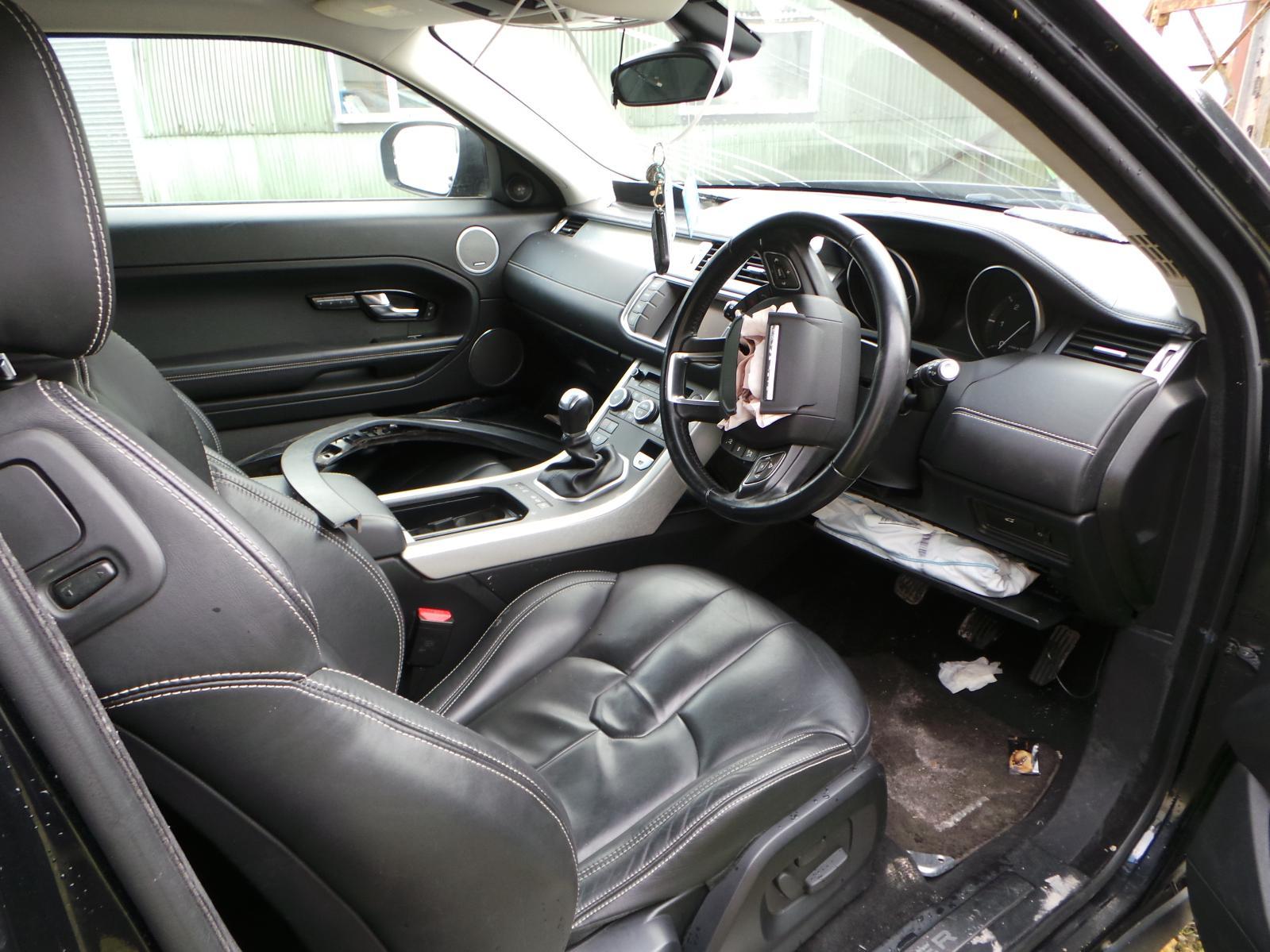 View LAND ROVER RANGE ROVER EVOQUE 2012 3 Door Coupe Breaking