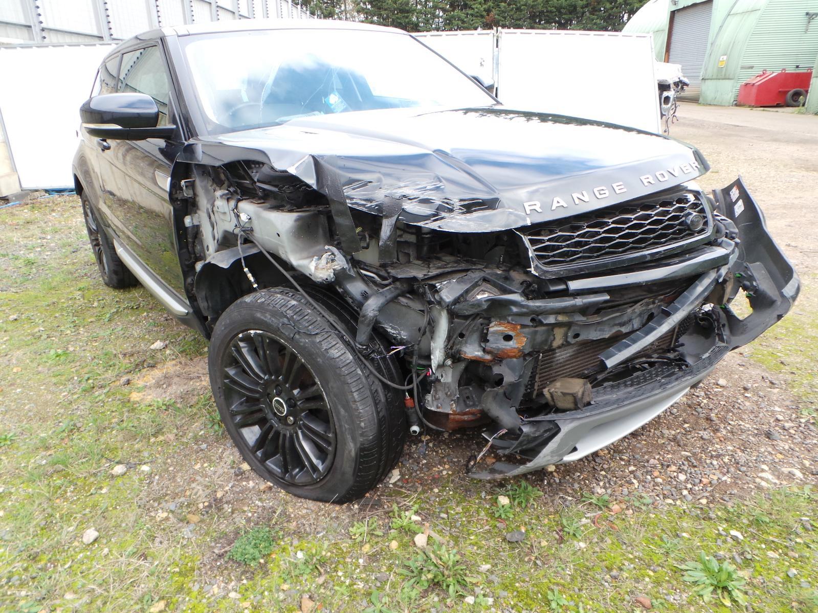 View LAND ROVER RANGE ROVER EVOQUE 2012 3 Door Coupe Breaking