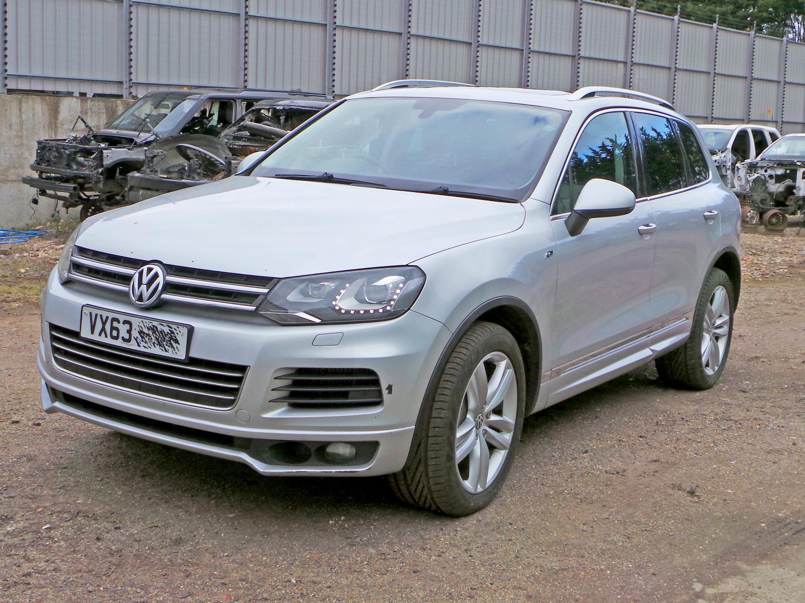 Image for a VOLKSWAGEN TOUAREG 2013 5 Door Estate Breaking