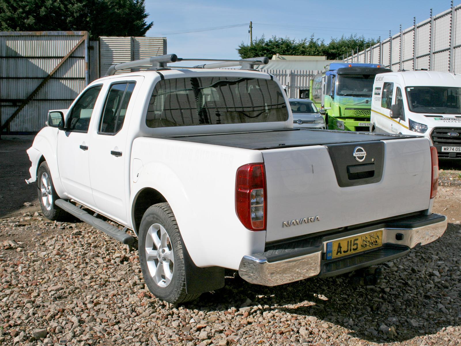 View NISSAN NAVARA 2015 4 Door Pickup Breaking