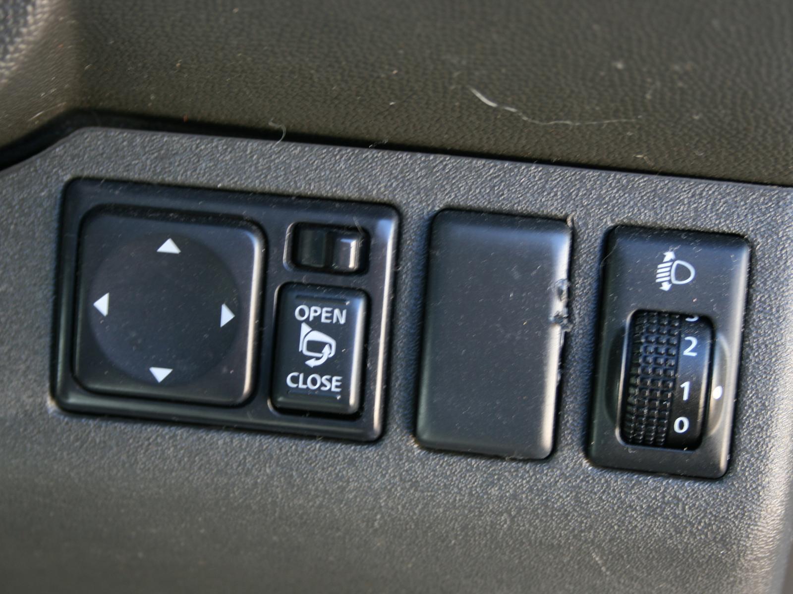 View NISSAN NAVARA 2015 4 Door Pickup Breaking